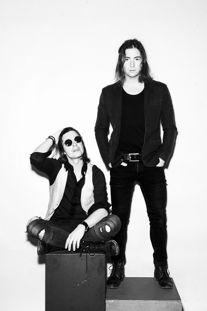7 maja ukazał się nowy album szwajcarskiego duetu Sinplus "Break The Rules". Płytę wypełnia pełne energii, chwytliwe, rockowe brzmienie. Dokładnie tak, jak zapowiadali bracia Broggini. 