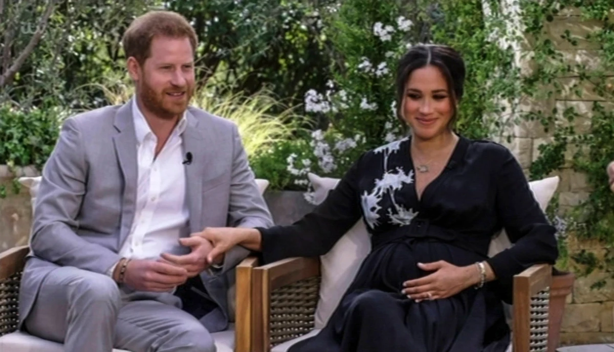 Książę Harry i jego małżonka Meghan Markle, księżna Sussex, zaapelowali o wpłaty na szczepionki przeciw Covid-19 dla ludzi w biedniejszych krajach. „Nie wyobrażamy sobie lepszego sposobu, by uczcić urodziny naszego syna” – apelują na stronie fundacji Archewell.