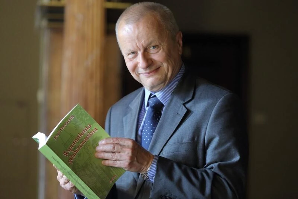 Nie żyje Jacek Starościak, pierwszy demokratycznie wybrany prezydent Miasta Gdańska. Zmarł w sobotę, 8 maja, po ciężkiej chorobie. Miał 73 lata. "Gdańsk stracił postać wielkiego formatu i dobrego człowieka" - podkreśla obecna prezydent Gdańska Aleksandra Dulkiewicz.