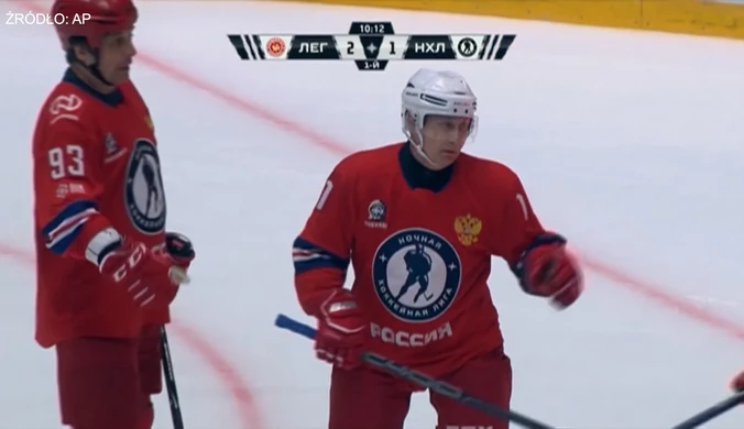 Hokej. Władimir Putin zaprezentował swoje umiejętności. Wideo