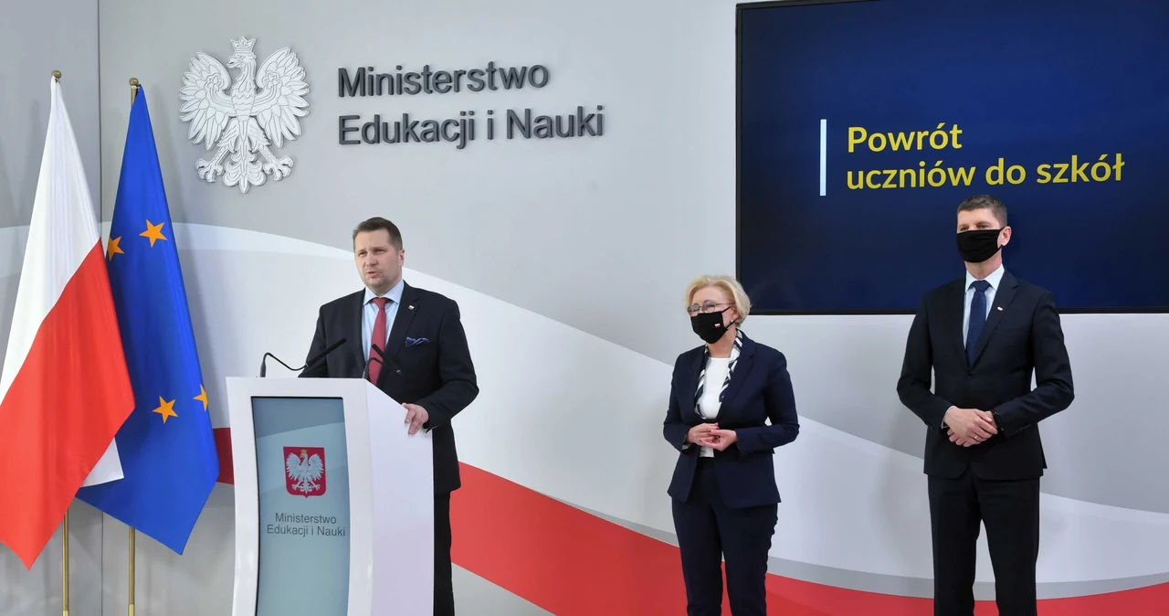 Przemysław Czarnek, Marzena Machałek i Dariusz Piontkowski