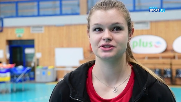 Reprezentacja Polski siatkarek przygotowuje się w Centralnym Ośrodku Sportu w Szczyrku do najważniejszych imprez tego roku. Pierwszą będzie Liga Światowa, drugą Mistrzostwa Europy. Zapytana o to, która z tych rywalizacji jest dla drużyny ważniejsza, przyjmująca Monika Fedusio nie dała jasnej odpowiedzi. Odparła jedynie: - Każdy sportowiec gra po to, żeby wygrać. Powinniśmy więc skupić się na tym, co jest naprawdę najważniejsze, czyli na zwycięstwie. 