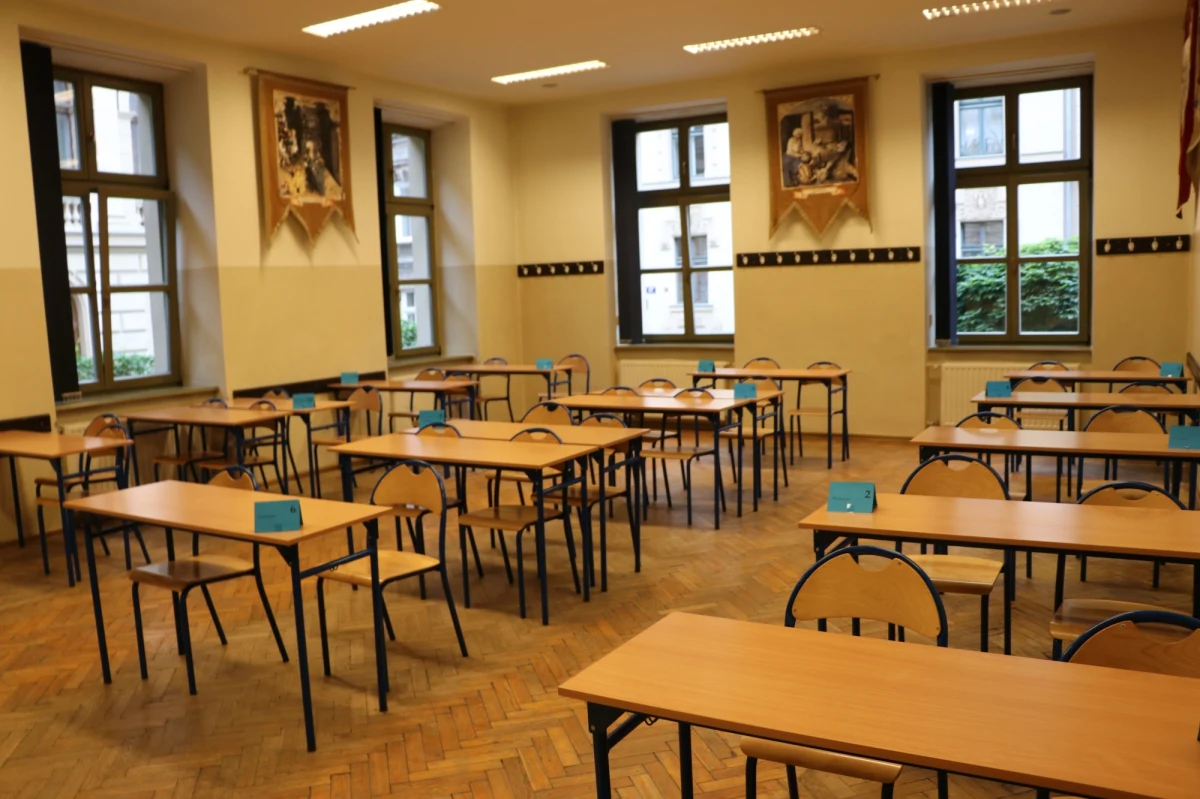 We wtorek odbyły się egzaminy z biologii i języka francuskiego na poziomie rozszerzonym. Z jakimi zadaniami mierzyli się maturzyści? Arkusze egzaminacyjne publikujemy poniżej. 