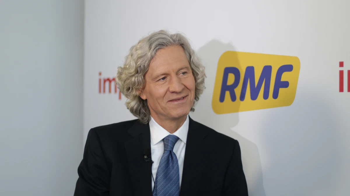 Legia Warszawa zanotowała potężną stratę finansową z powodu pandemii. Rzędu 20-30 milionów złotych. Tak w rozmowie z RMF FM mówi prezes i właściciel Legii Dariusz Mioduski. Jaki ma pomysł na odrobienie tych strat? Co z transferami i Ligą Mistrzów? O tym Krzysztof Berenda rozmawiał z Dariuszem Mioduskim podczas kongresu Impact.