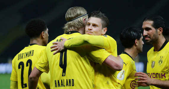 Borussia Dortmund - Bayer Leverkusen. Pożegnanie Łukasza Piszczka. Trwa mecz