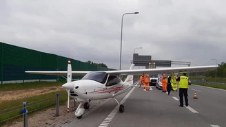 Na autostradzie A1 lądowała awionetka