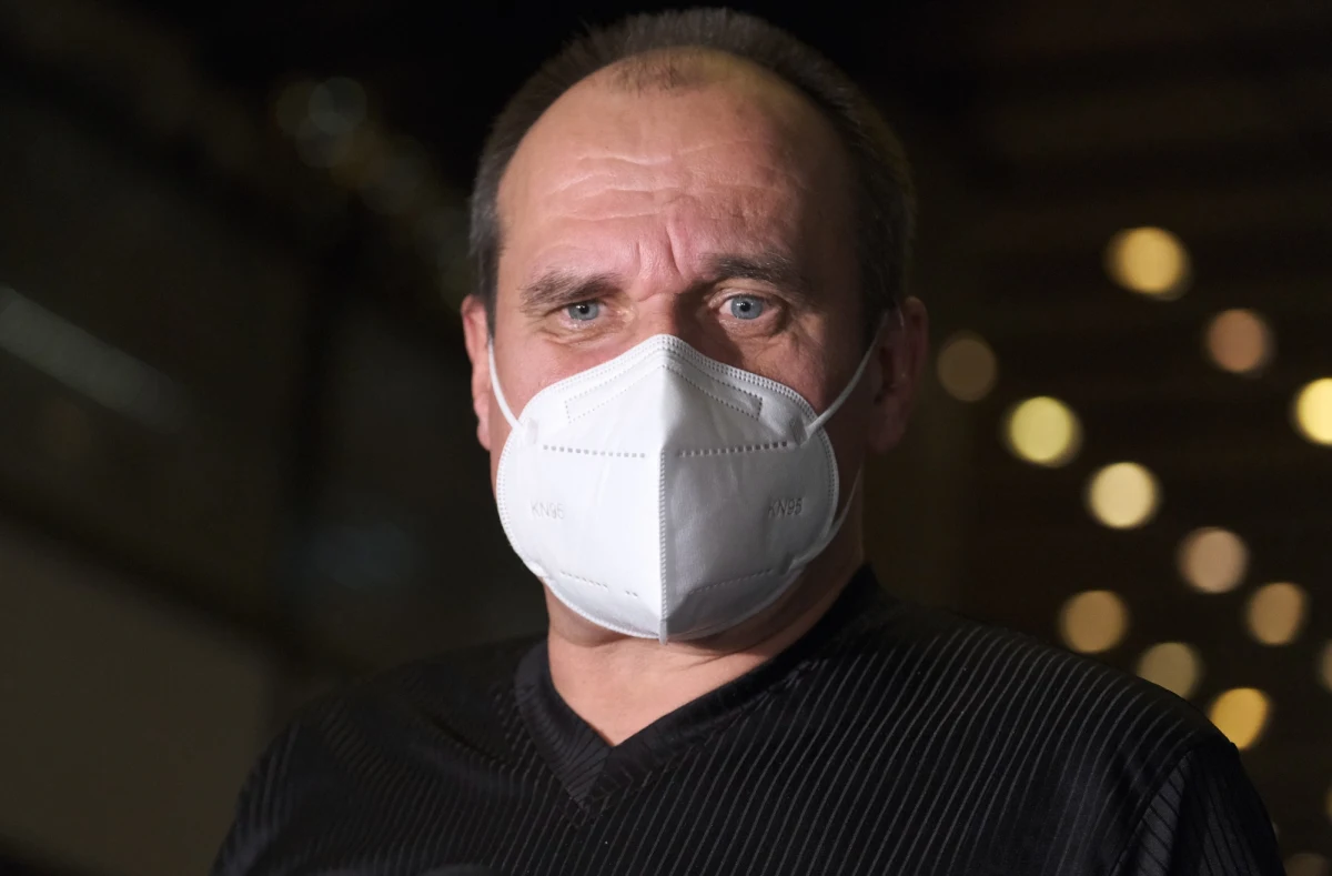 Zapoznaliśmy się z "Polskim Ładem"; uwzględnia on postulaty społeczno-gospodarcze Kukiz'15 z poprzedniej kadencji Sejmu - powiedział PAP szef koła Kukiz'15-Demokracja Bezpośrednia Paweł Kukiz.