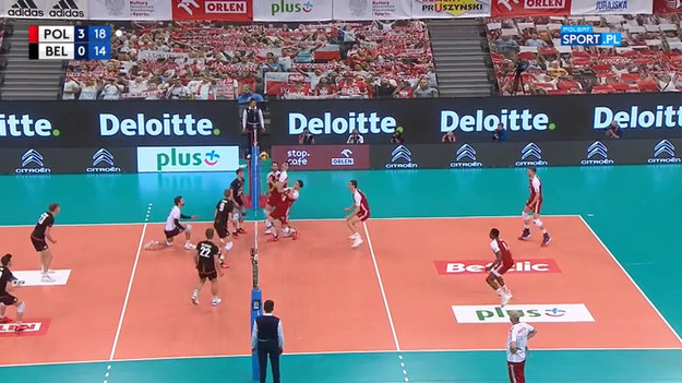 Reprezentacja Polski pewnie pokonała Belgię 4:0 (25:14, 25:21, 25:11, 25:20) w drugim meczu sparingowym przed Ligą Narodów. W składzie Biało-Czerwonych pojawili się m.in. Kamil Semeniuk oraz Wilfredo Leon.