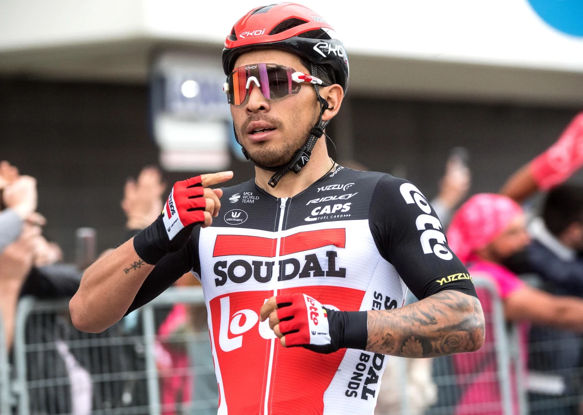 Australijczyk Caleb Ewan z ekipy Lotto Soudal wygrał w miejscowości Termoli, po finiszu z peletonu, siódmy etap wyścigu kolarskiego Giro d'Italia. Różową koszulkę lidera zachował Węgier Attila Valter (Groupama-FDJ).