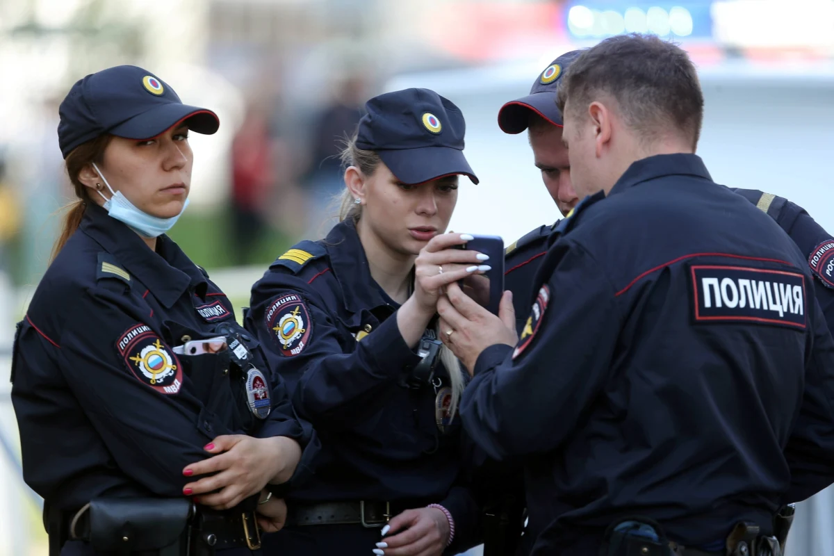W Jekaterynburgu w Rosji mężczyzna uzbrojony w nóż zaatakował trzy osoby - wszystkie zmarły od odniesionych obrażeń.