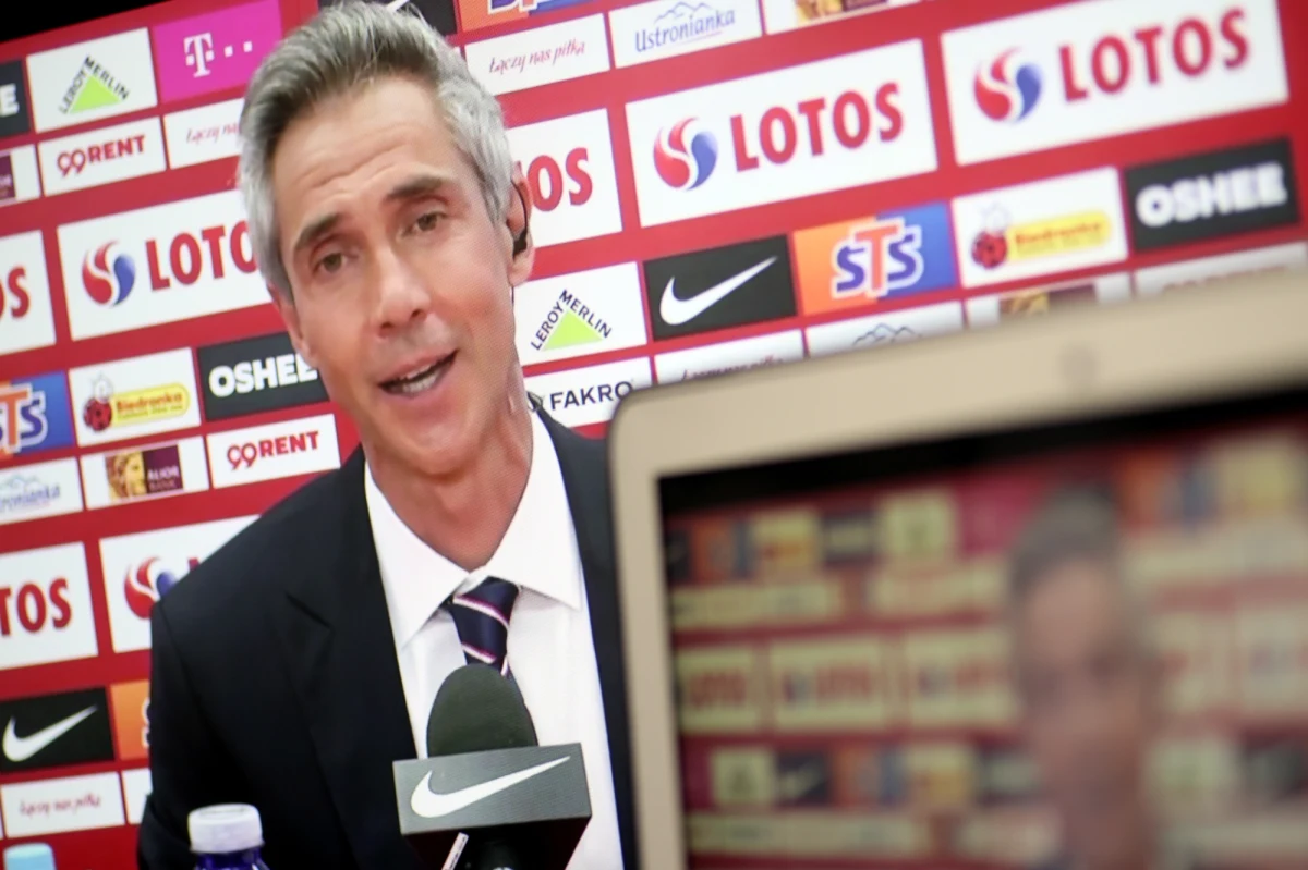 Zdaniem Jacka Ziobera brak powołania do kadry na mistrzostwa Europy dla Kamila Grosickiego to dość ryzykowne posunięcie. "Kamil może dać tej drużynie coś ekstra na boisku i w szatni. Byli już selekcjonerzy, którzy powołaniami rozwalili zespół" - zaznaczył były reprezentant kraju. "Paulo Sousa nie popełnił większych błędów, powołał najlepszych piłkarzy" - tak z kolei nominacji do kadry na Euro 2020 ocenił były selekcjoner Jerzy Engel.