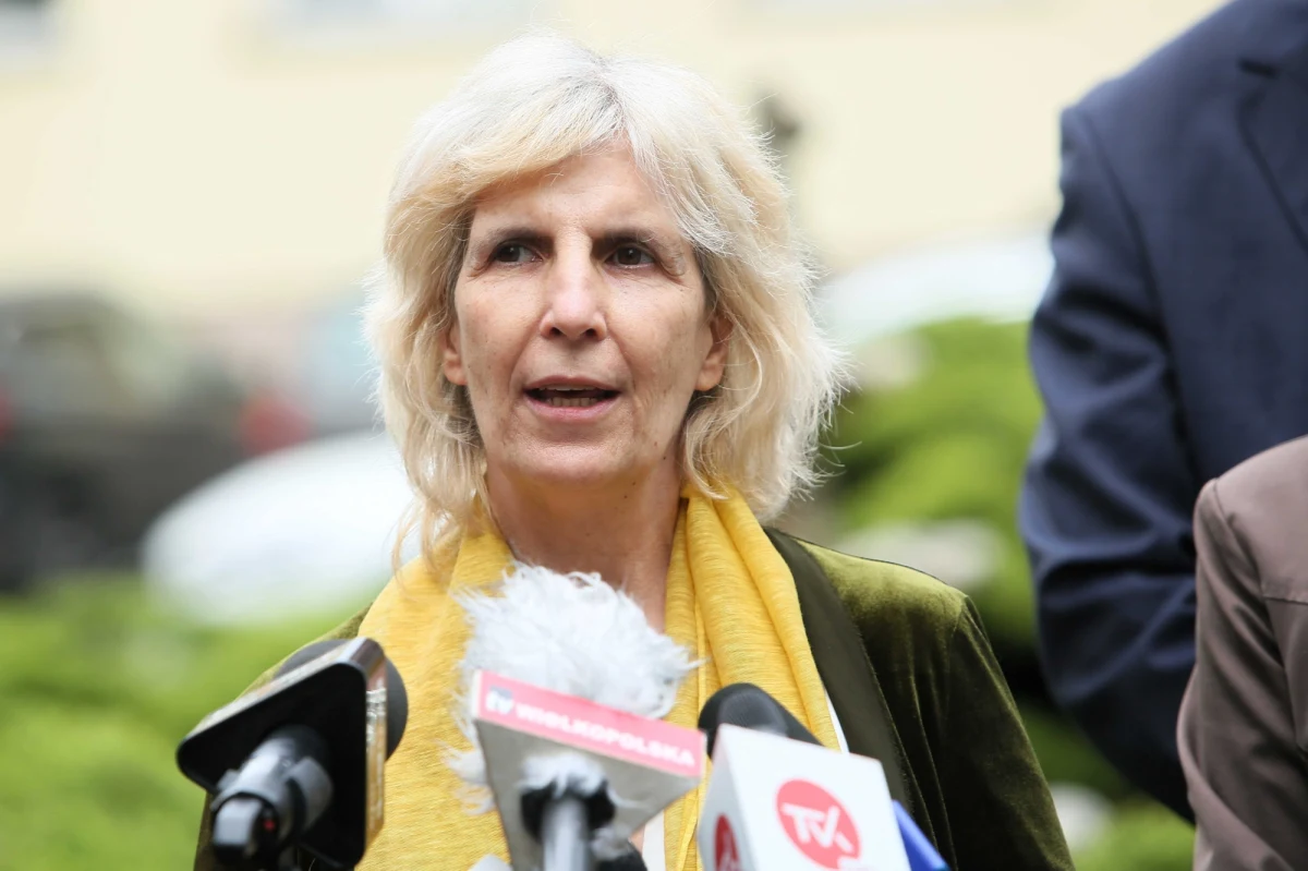 Polski rząd nie popełnił żadnych błędów w walce z koronawirusem, a Polska jest dobrze przygotowana do walki z Covid-19 - powiedziała we wtorek na konferencji prasowej w szpitalu w Wolicy k. Kalisza przedstawicielka WHO w Polsce dr Paloma Cuchi.