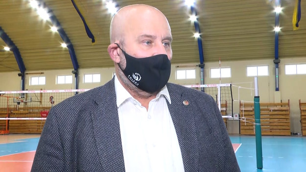 Jacek Kasprzyk, prezes PZPS, opowiedział w rozmowie dla Interii o przygotowaniach siatkarzy na zgrupowaniu w Spale. Mówił m.in. jak ważne jest spotkanie z rodzinami dla polskich zawodników. 