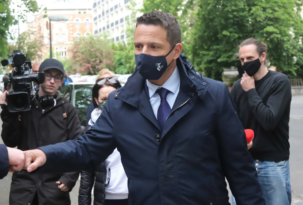 Plotki o jakimkolwiek upadku Platformy są przedwczesne i przesadzone - zapewnił w środę w TVN24 prezydent Warszawy Rafał Trzaskowski. Jego zdaniem Ireneusz Raś i Paweł Zalewski zostali wykluczeni, bo prowadzili "prowokacyjną i zorganizowaną akcje w mediach", szkodzącą PO.