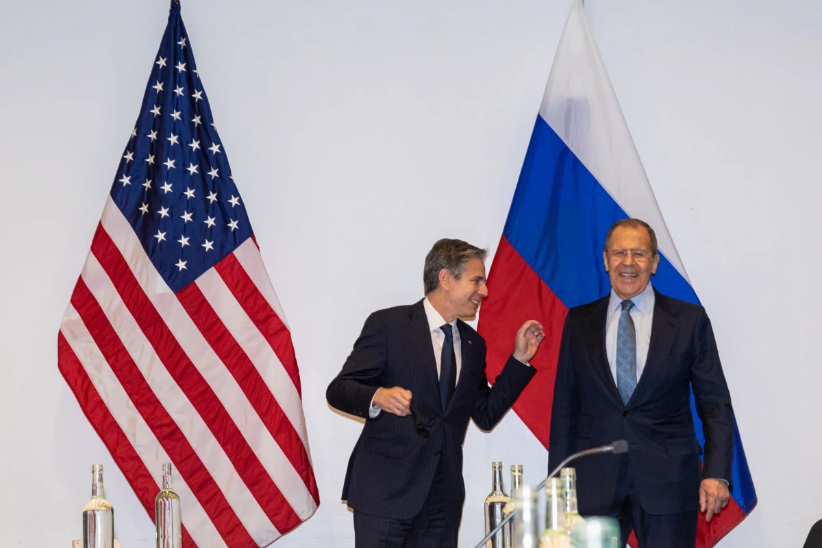 Departament Stanu powiadomił w raporcie dla Kongresu, że nie nałoży sankcji na firmę nadzorującą budowę rurociągu z Rosji do Niemiec Nord Stream 2. Motywował to względami bezpieczeństwa narodowego. Decyzja wzbudziła krytykę amerykańskich ustawodawców.