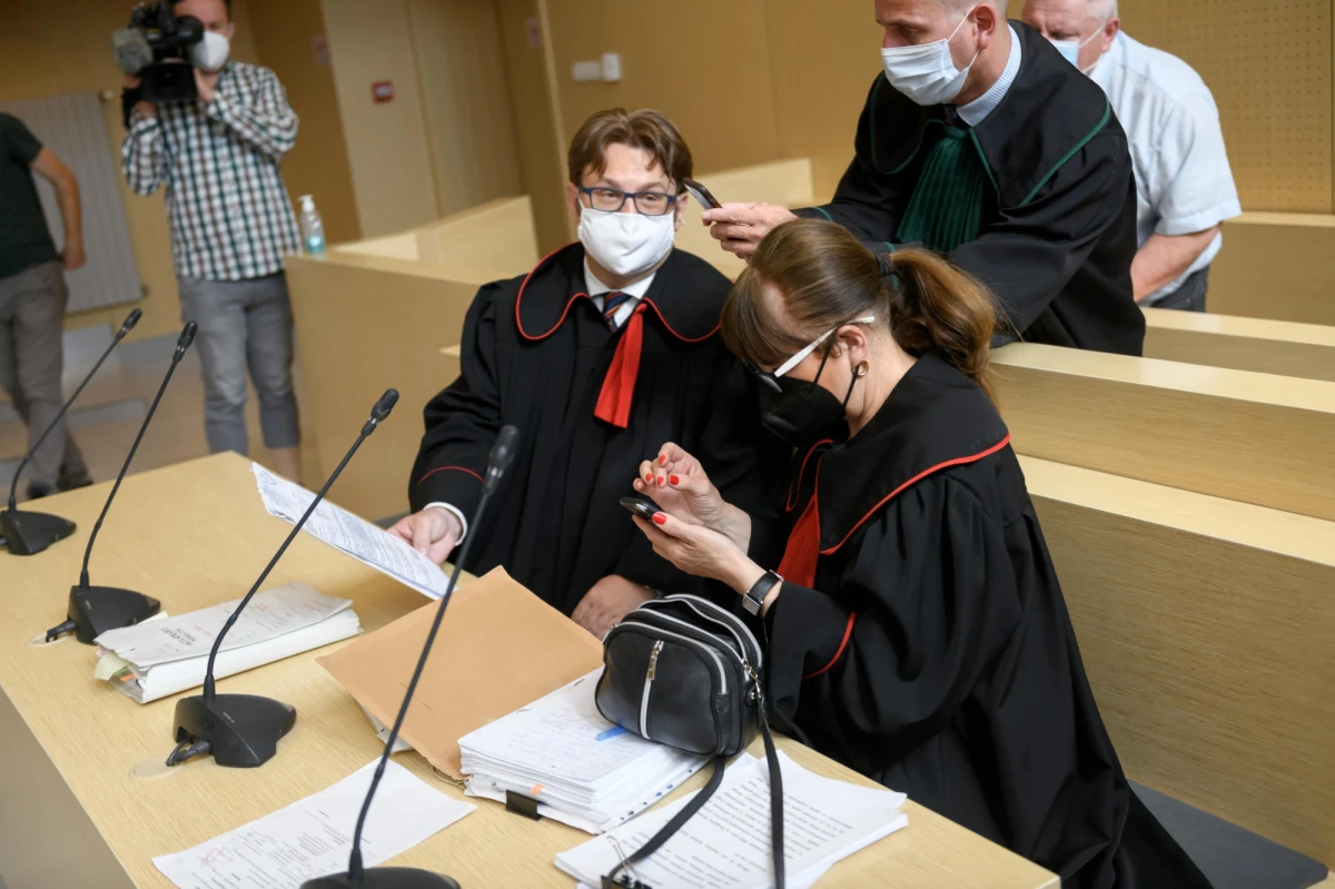 Przesyłka z listem i załączonymi dwoma telefonami komórkowymi, w których mają być nowe informacje ws. śmierci Ewy Tylman, trafiła do poznańskiego sądu. To nowy dowód w ponownym procesie Adama Z., oskarżonego o zabójstwo kobiety.