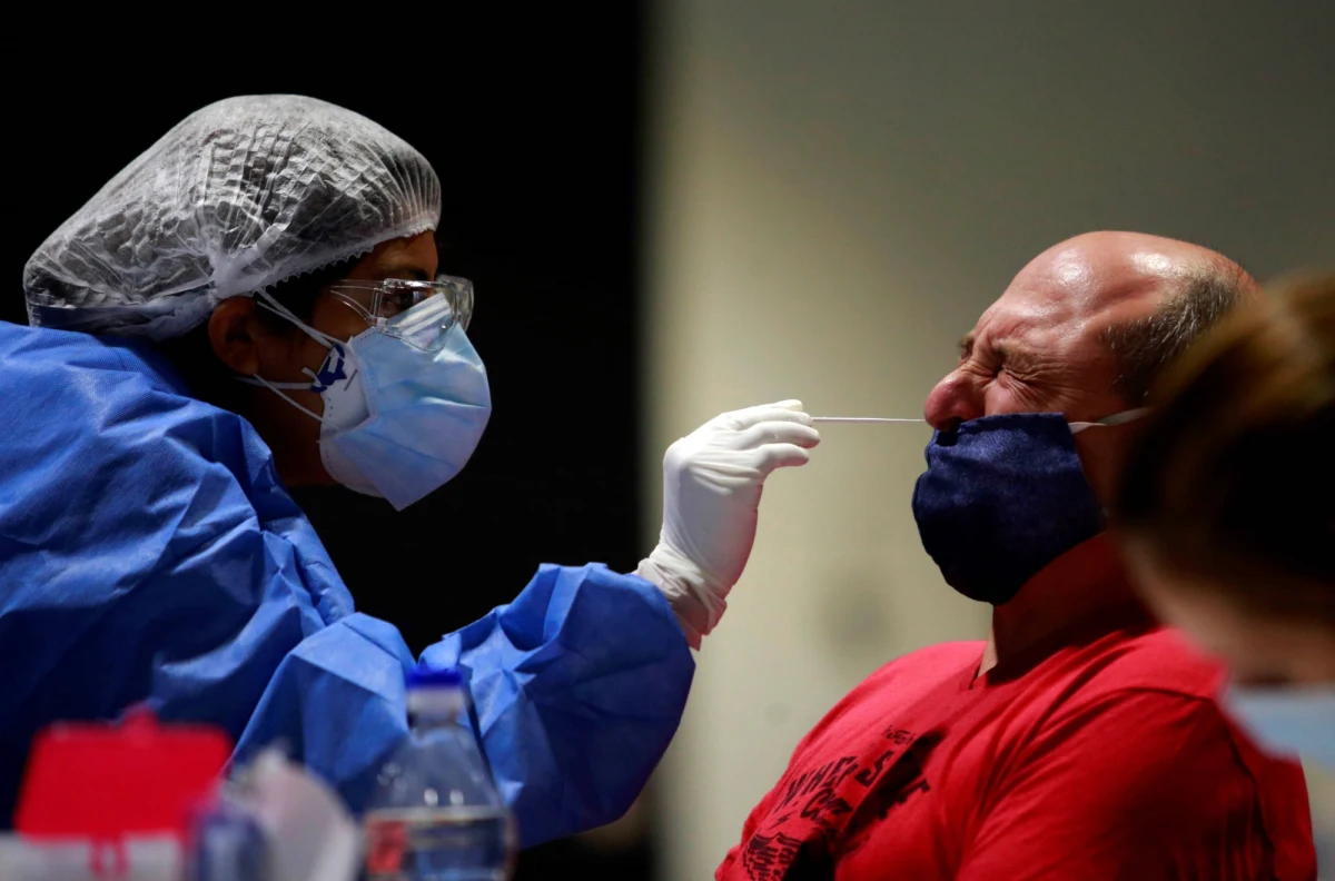 Władze Argentyny nakładają począwszy od soboty pierwszy ścisły lockdown w tym roku z powodu rosnącego poziomu zakażeń koronawirusem i rosnącej liczby zgonów w związku z Covid-19. Blokada ma potrwać do końca maja.