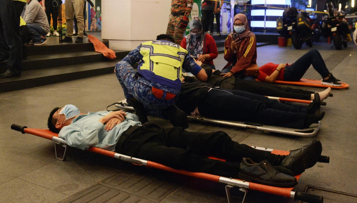 Ponad 200 osób zostało rannych w nocy z poniedziałku na wtorek, gdy dwa pociągi metra zderzyły się w centrum stolicy Malezji, Kuala Lumpur. W wypadku nikt nie zginął, ale kilkadziesiąt osób odniosło poważne obrażenia.