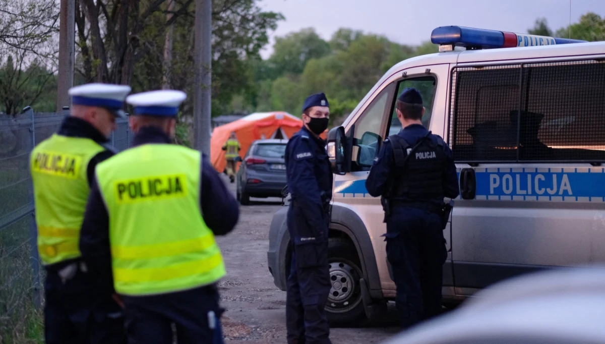 ​W śledztwie dotyczącym zabójstwa 11-letniego Sebastiana z Katowic pojawił się nowy wątek. Chodzi o samobójstwo 13-latki z zeszłego roku. Jak podają media, zatrzymany 41-latek ma być jej wujkiem.