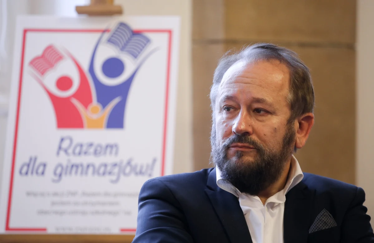 Potwierdziły się informacje dziennikarzy RMF FM: prof. Marek Konopczyński dostał rekomendację Porozumienia na kandydata na Rzecznika Praw Obywatelskich. Decyzja zapadła podczas posiedzenia zarządu partii. 