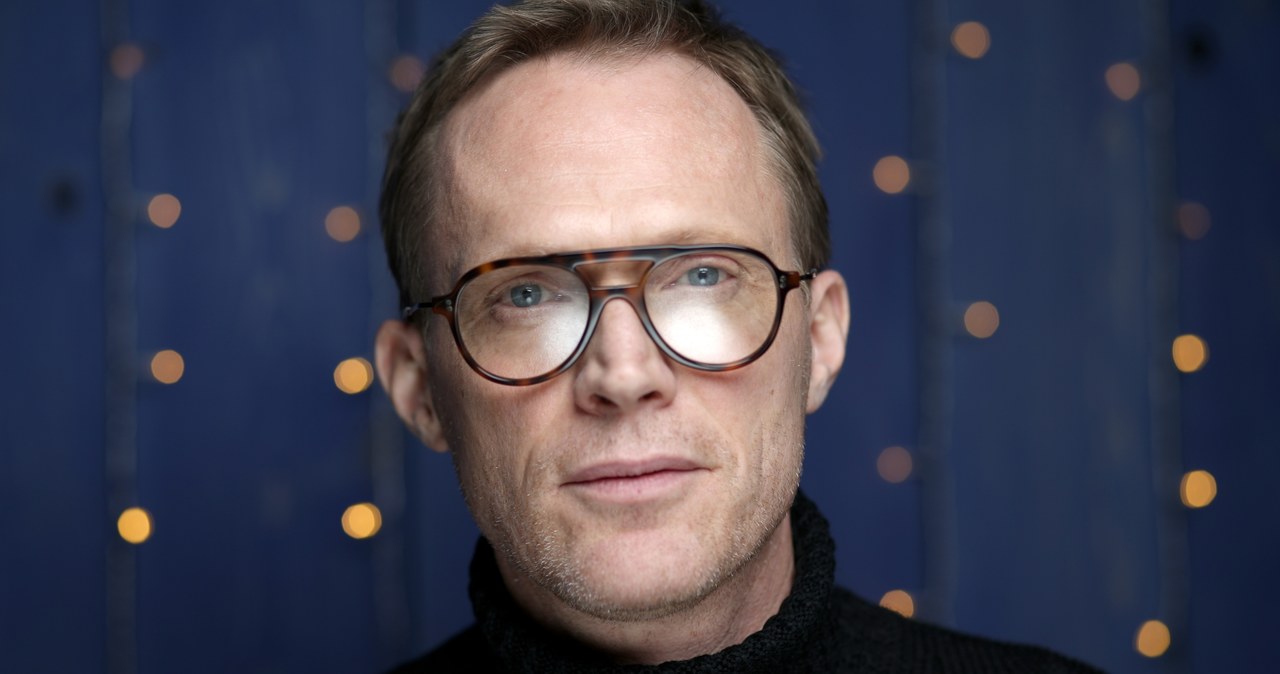 Brytyjski aktor Paul Bettany, znany z takich filmów, jak: "Pan i władca: Na krańcu świata", "Piękny umysł", "Ksiądz" czy serii "Avengers", a ostatnio również serialu "WandaVision", kończy 27 maja 50 lat. Artysta nazywany jest mistrzem drugiego planu - wyspecjalizował się w graniu charakterystycznych drugoplanowych postaci.