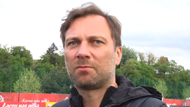 W czwartek Arkadiusz Milik wyjeżdża do Barcelony, żeby skonsultować uraz łąkotki z lekarzem, z którego usług kiedyś już korzystał. Najbliższe dni zdecydują czy Milik będzie mógł kontynuować przygotowania do Euro - mówi rzecznik reprezentacji Polski Jakub Kwiatkowski.