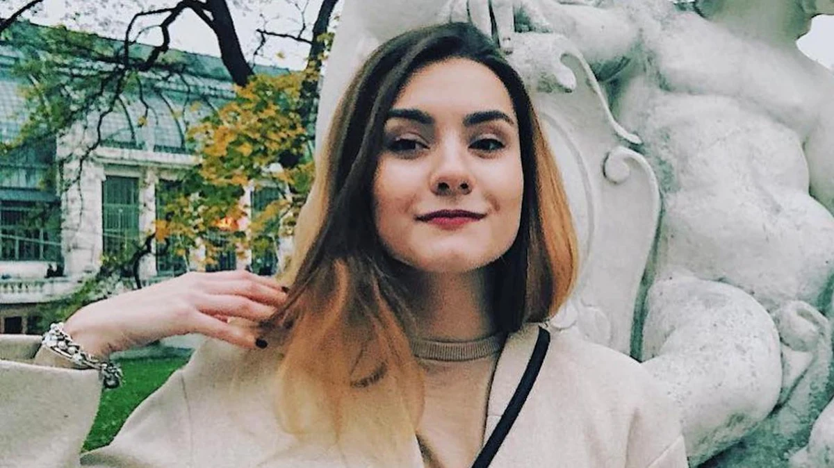 Władze Białorusi podejrzewają, zatrzymaną na lotnisku w Mińsku po przymusowym lądowaniu samolotu Ryanair obywatelkę Rosji Sofię Sapiegę, o organizację masowych zamieszek i działania poważnie naruszające porządek publiczny - podje w środę rosyjska "Nowaja Gazieta".