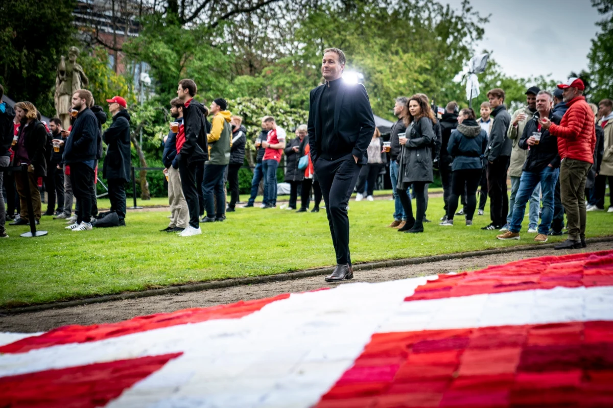 Dania, która rozegra wszystkie trzy mecze grupowe mistrzostw Europy w Kopenhadze, szykuje się na nie jak na święto narodowe. 