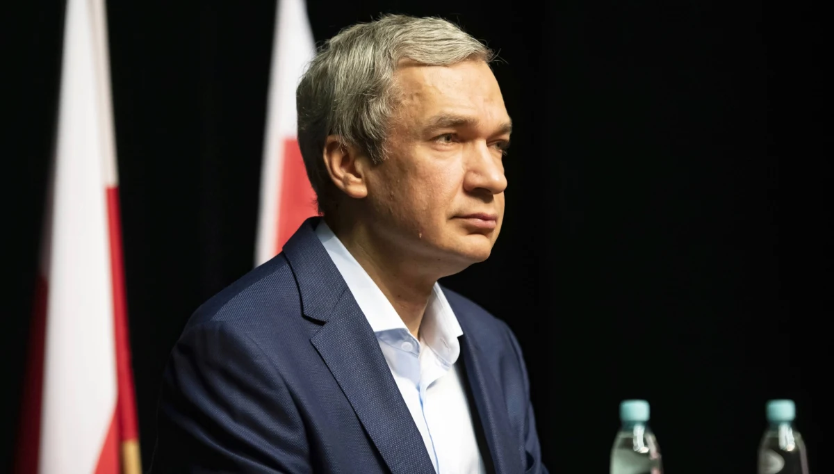 Białorusini są gotowi do życia przez jakiś czas w warunkach sankcji, aby zmieniła się sytuacja polityczna w kraju; Unia Europejska musi działać - podkreślił były białoruski minister i dyplomata Paweł Łatuszka w rozmowie opublikowanej w weekendowym wydaniu "Rzeczpospolitej", w magazynie "Plus Minus".