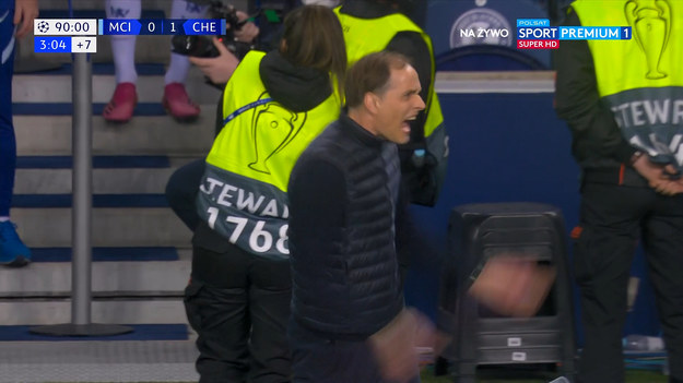 Na mecz Manchester City - Chelsea czekali fani w całej Europie. W finale Ligi Mistrzów pierwsi na prowadzenie wyszli piłkarze "The Blues". Bramkę w 42. minucie zdobył Kai Havertz. To wystarczyło do wygranej. Pod koniec spotkania trener londyńskiego zespołu zagrzewał kibiców do większego wsparcia piłkarzy.