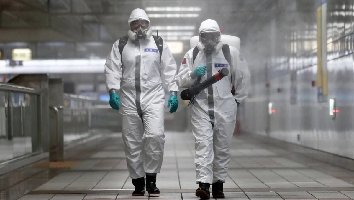 Koronawirus atakuje w krajach i regionach Azji, w których wcześniej przez wiele miesięcy nie zgłaszano prawie żadnych infekcji. Nagły powrót zagrożenia wiązany jest z nowymi wariantami wirusa, utratą czujności w społeczeństwie lub niskim odsetkiem szczepień.