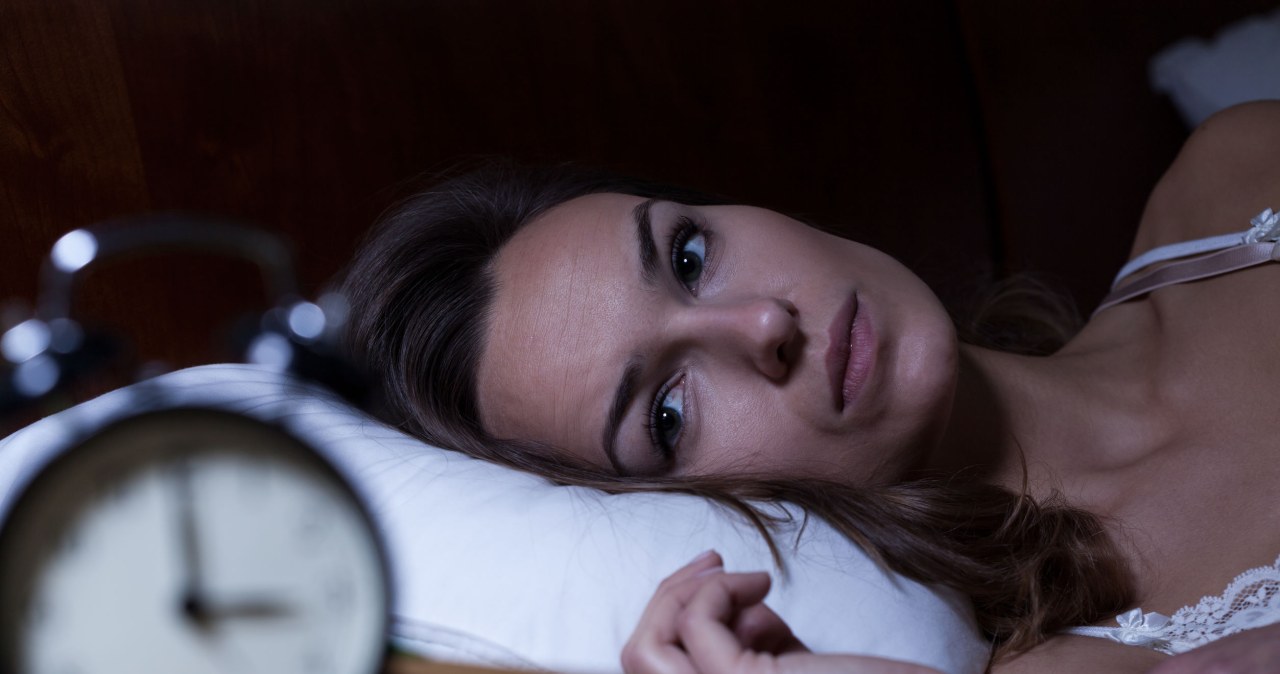 Zjedz popularny owoc przed snem. Ułatwi zasypianie