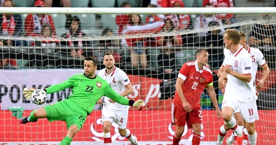 Oto nazwiska 26 piłkarzy, których pojadą na Euro 2020. Z powodu pandemii Covid-19 UEFA zdecydowała, że kadry 24 uczestników ME będą liczniejsze niż dotychczas. Trenerzy mogli powołać 26 piłkarzy (w przeszłości 23), przy czym w kadrze meczowej na dane spotkanie należy zgłosić 23 graczy.