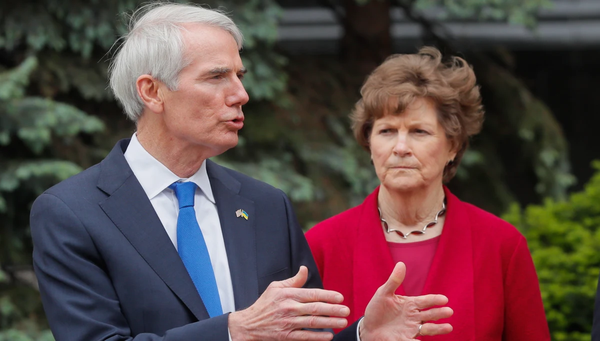 ​Mamy nadzieję, że w tym roku uchwalimy dodatkowe sankcje na Nord Stream 2 - powiedziała w środę amerykańska senator Jeanne Shaheen, składająca wizytę w Kijowie. Według niej gazociąg stanowi zagrożenie dla Ukrainy i energetycznego bezpieczeństwa Europy.