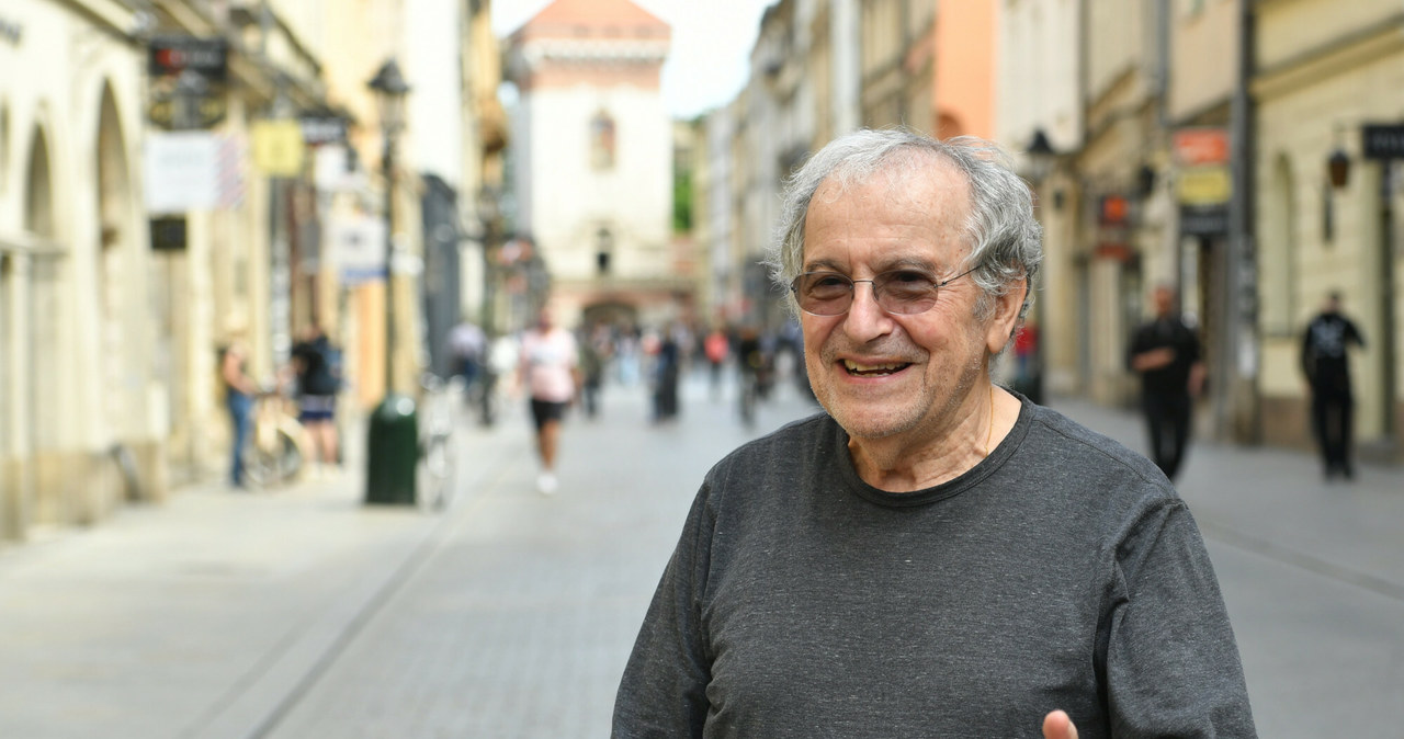 "Nie lubię wracać wspomnieniami do czasów wojny" - mówił w środę dziennikarzom fotografik Ryszard Horowitz. "Taka autoterapia była dobra raz: zarejestrować, zapomnieć, iść do przodu” – podkreślił. Artysta jest gościem 61. Krakowskiego Festiwalu Filmowego.