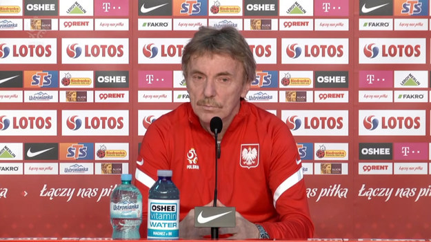 Czy Paulo Sousa może odejść do Fenerbahce Stambuł? Każdy dobry piłkarz i trener ma propozycje. To jest rzecz absolutnie normalna. Dzisiaj koncentrujemy się tylko na mistrzostwach Europy i dzisiaj nie jest to absolutnie żaden temat - powiedział na konferencji prasowej podczas zgrupowania reprezentacji w Opalenicy prezes Polskiego Związku Piłki Nożnej Zbigniew Boniek.