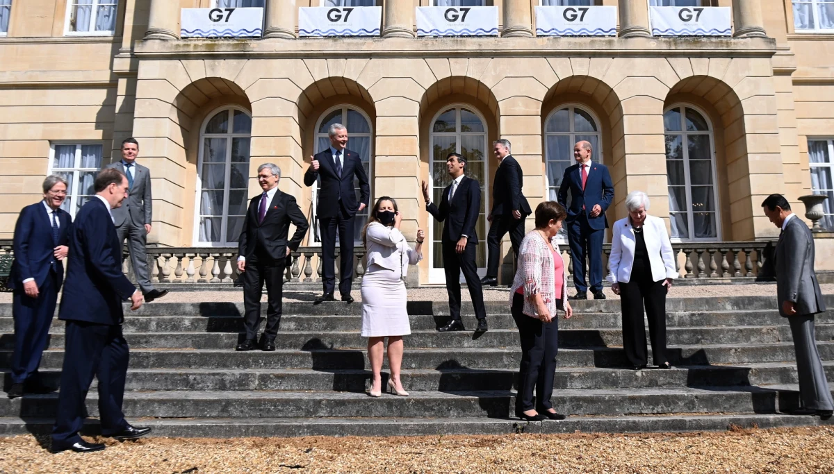 Ministrowie finansów państw G7 poparli pomysł globalnego minimalnego podatku dochodowego dla wielkich korporacji. Przedstawiciele krajów są przekonani, że reforma skutecznie zniechęci gigantów takich jak Google, Facebook, Apple i Amazon do unikania opodatkowania.