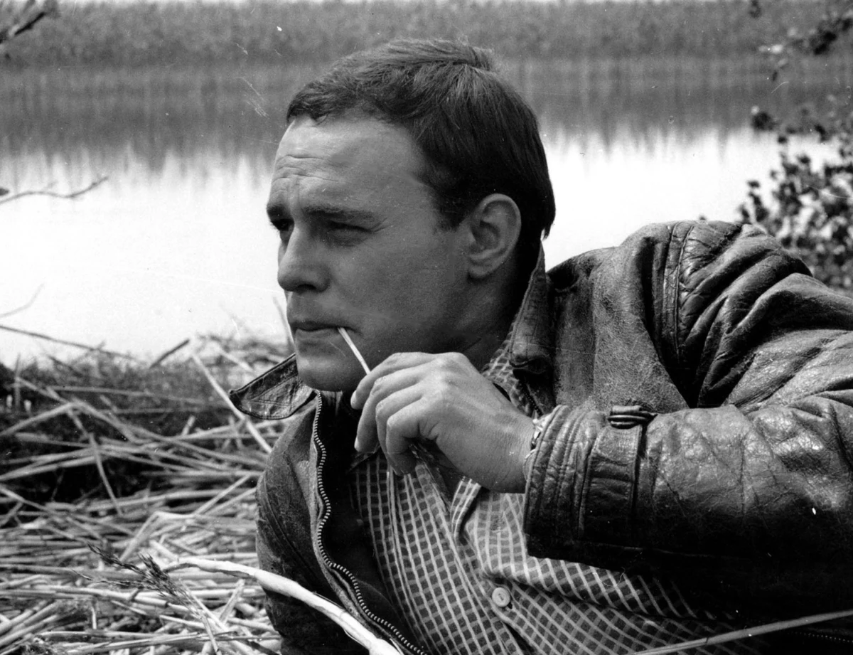 85 lat temu w Poznaniu urodził się Roman Wilhelmi - wybitny aktor teatralny i filmowy. Widzowie pamiętają go m.in. z ról w takich serialach jak "Czterej pancerni i pies", "Kariera Nikodema Dyzmy" i "Alternatywy 4". 