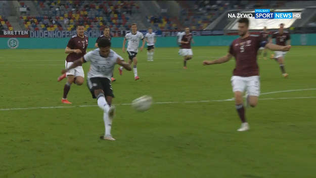Niemcy wygrali w meczu towarzyskim przed Euro 2020 z Łotwą aż 7-1. Zobacz skrót z tego spotkania.