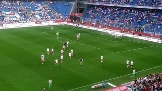 Piłkarze reprezentacji Polski żegnają się z kibicami przed wyjazdem na Euro 2020. Wideo