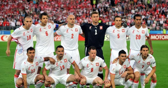 Hiszpania, Szwecja i Słowacja to grupowi rywale polskich piłkarzy w zbliżających się mistrzostwach Europy. Biało-czerwoni w tym turnieju wystąpią po raz czwarty. Do tej pory grali w 2008 roku w Austrii i Szwajcarii, w 2012 roku, gdy wraz z Ukrainą byli współgospodarzami imprezy oraz w 2016 we Francji.