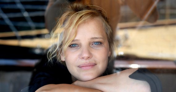 Joanna Kulig zagra jedną z głównych ról w komedii romantycznej "She Came To Me", którą wyreżyseruje Amerykanka Rebecca Miller. W obsadzie oprócz Polki są takie gwiazdy jak Anne Hathaway, Marisa Tomei, Tahar Rahim i Matthew Broderick. 