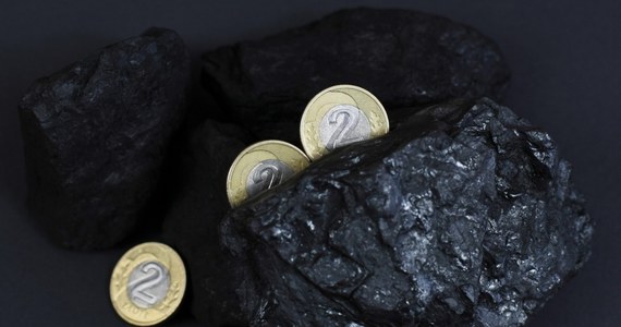 Australijska spółka wydobywcza składa pozew przeciwko Polce i domaga się 806 mln funtów brytyjskich odszkodowania (4,2 mld zł). Praire Mining zarzuca naszemu krajowi naruszenie zobowiązań i blokowanie rozwoju należących do spółki kopalni w Polsce.