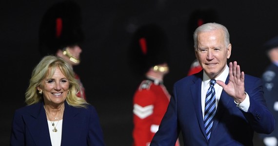 „Nie szukamy konfliktu z Rosją” - powiedział Joe Biden w środę po przylocie do Wielkiej Brytanii na szczyt państw G7. Stany Zjednoczone zareagują jednak w zdecydowany i znaczący sposób, jeśli rosyjski rząd zaangażuje się w szkodliwe działania - podkreślił prezydent USA.