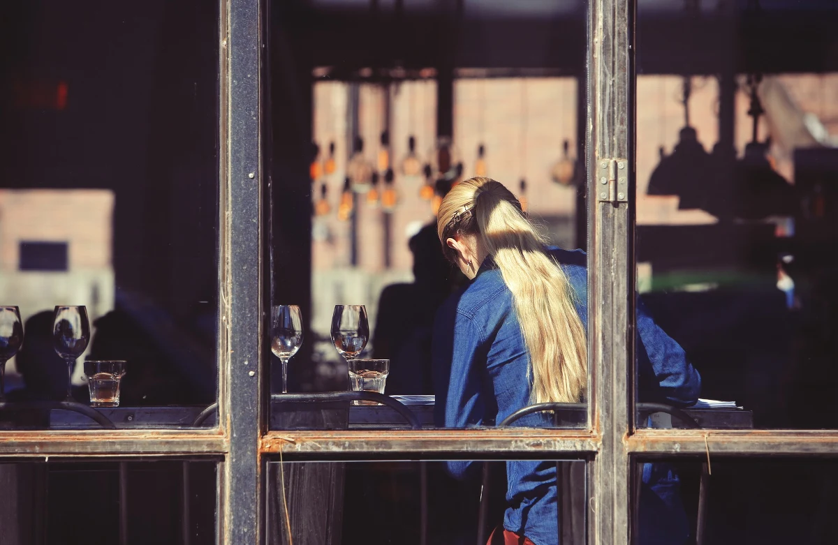 Z danych Szwedzkiego Urzędu Statystycznego wynika, że średnia pensja w Szwecji wynosi 35,3 tys. koron brutto (ok. 15 tys. zł). Mediana wynosi 31,7 tys. koron brutto (ok. 14 tys. zł).