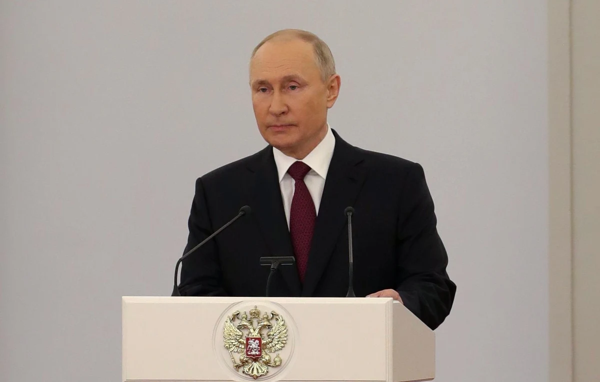 ​W przeddzień spotkania z Joe Bidenem w Genewie prezydent Rosji Władimir Putin udzielił długiego, 90-minutowego wywiadu amerykańskiej stacji NBC News. Putin mówi w nim o Aleksieju Nawalnym, wyborach w Stanach Zjednoczonych oraz o swoim potencjalnym następcy.