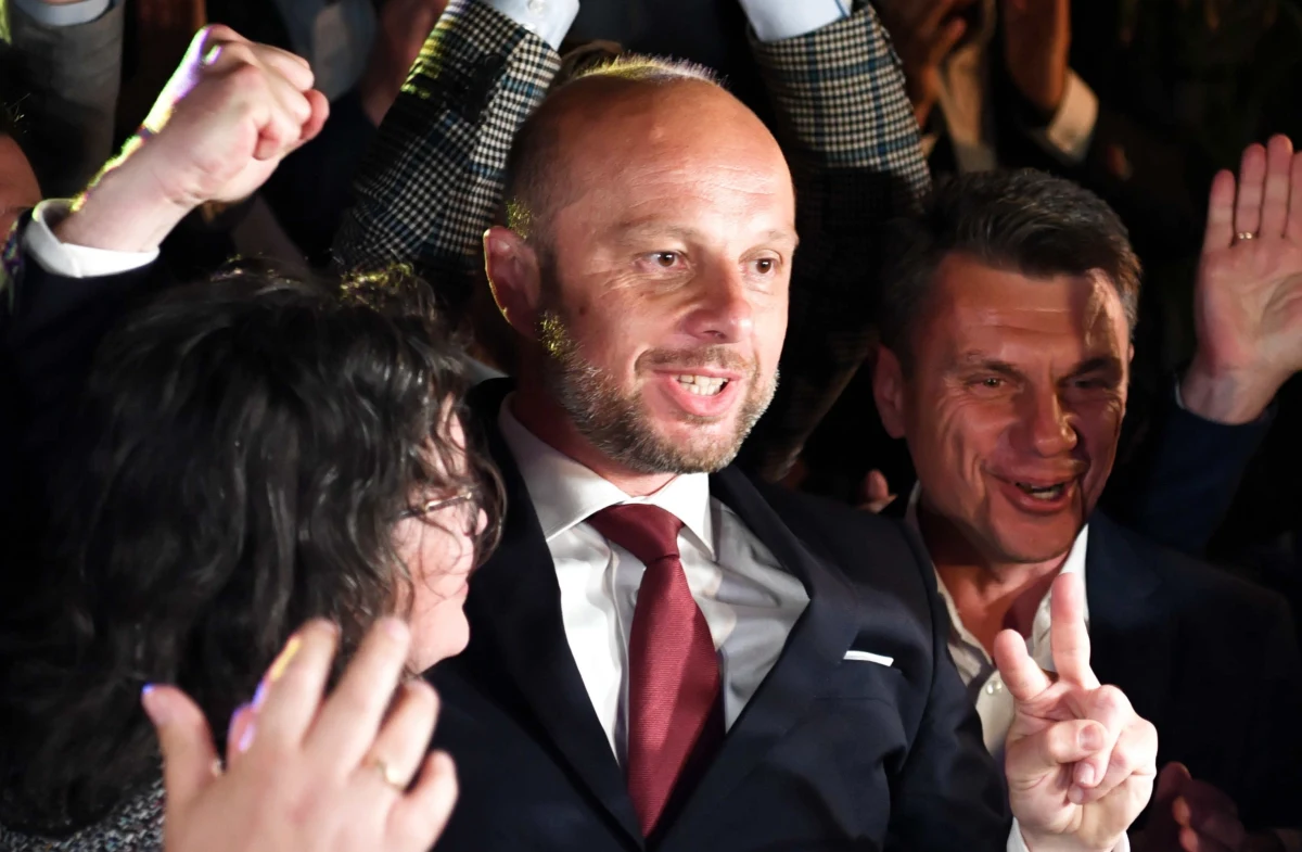 Prezydent-elekt Rzeszowa Konrad Fijołek poinformował, że jego zaprzysiężenie na włodarza miasta może nastąpić w przyszły poniedziałek. Samorządowiec wyraził też nadzieję na dobrą współpracę ze swą kontrkandydatką z PiS, obecną wojewodą podkarpackim Ewą Leniart.