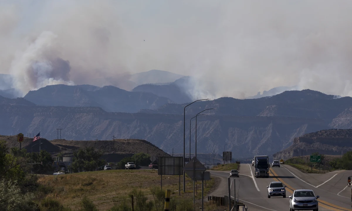 Zachód USA czekają w tym tygodniu temperatury sięgające 50 st. Celsjusza, a lokalne rekordy ciepła spodziewane są w ponad 150 miejscowościach. Od tygodni na zachodzie panuje najgorsza od dwóch dekad susza, co rodzi obawy o nową falę pożarów.