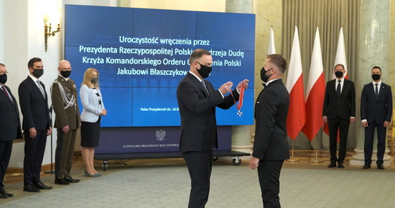 Prezydent Andrzej Duda odznaczył piłkarza Jakuba Błaszczykowskiego Krzyżem Komandorskim Orderu Odrodzenia Polski. Wielokrotny reprezentant Polski został uhonorowany m.in. za wybitne osiągnięcia sportowe oraz działalność społeczną i charytatywną.