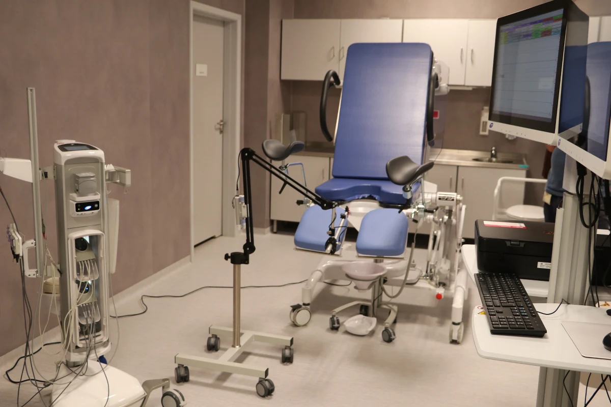 ​Pierwsza w Polsce i jedyna w tej części Europy pracownia wideourodynamiki od środy działa w Szpitalu Uniwersyteckim w Krakowie. Na wyposażeniu ma najnowocześniejszy sprzęt. Umożliwi bardzo zaawansowane badania osób z problemami urologicznymi.